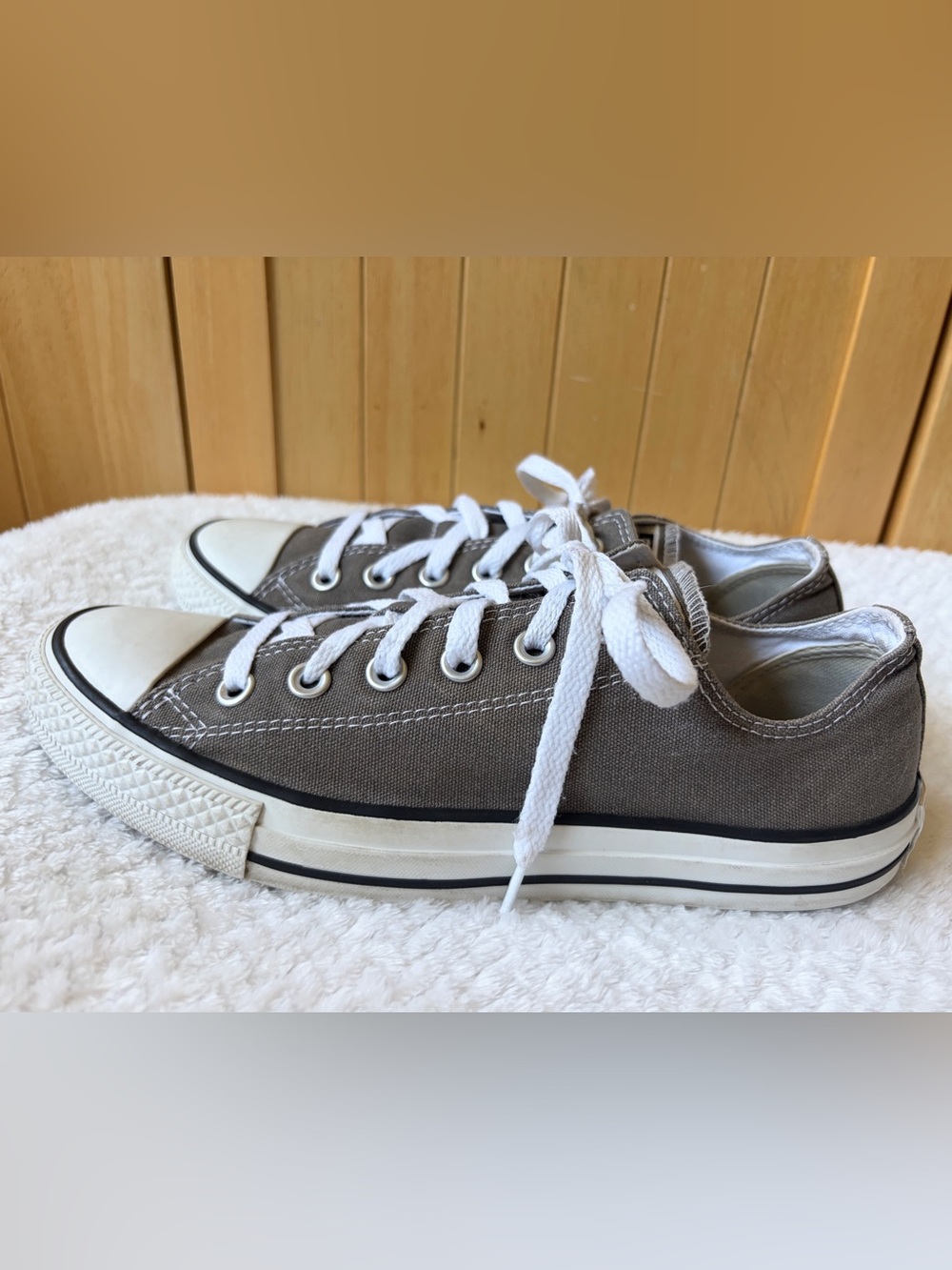 Converse Chuck Taylor All-Star Low-Top OX Sneakers in Gray and White